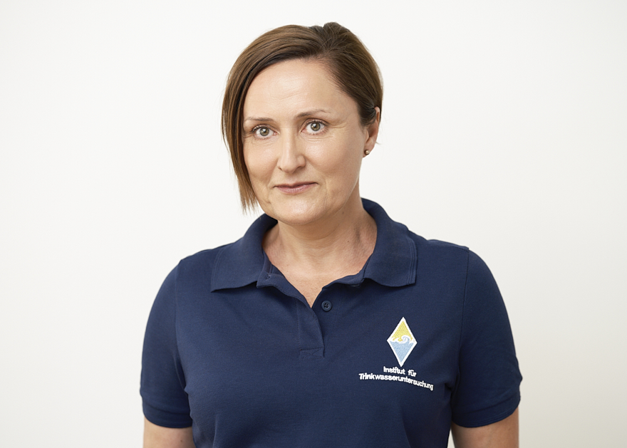 Mag. Angelika Obszarska-Burkot